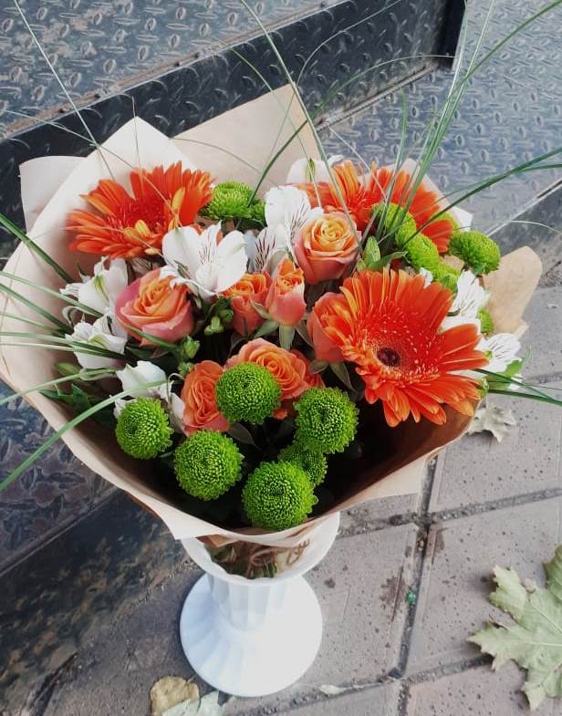 Букет цветов из: Герберы, Хризантемы, Альстромерии и Розы в Будённовской