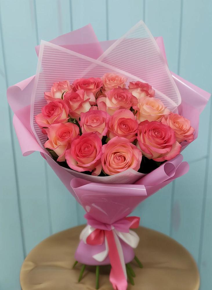 Букет 15 Розовых роз Равель в Будённовской