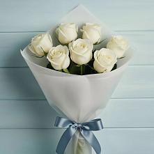 Букет 7 Белых роз Эдлесс Лав в Будённовской