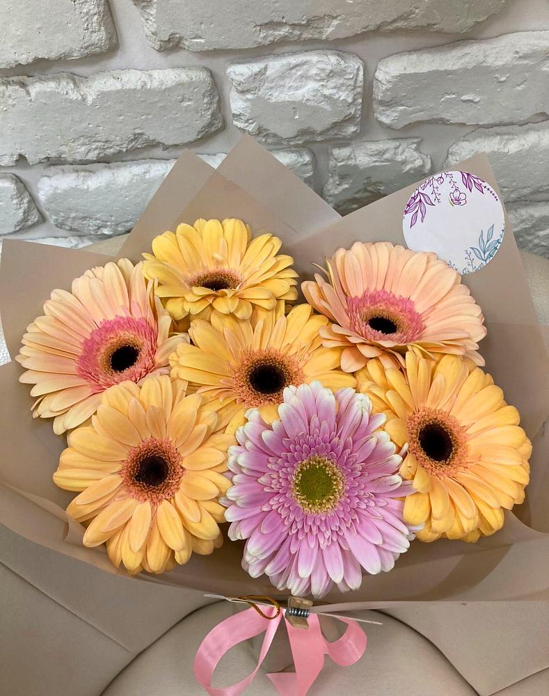 Букет цветов из: Герберы в Будённовской