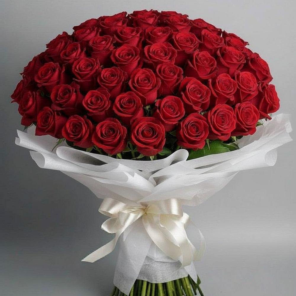 Букет 101 Красная роза Блэк Мэджик в Будённовской