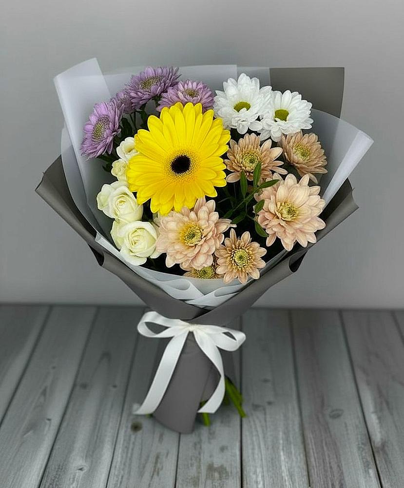 Букет цветов из: Розы, Герберы и Хризантемы в Будённовской