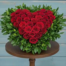 Цветочная композиция из Розы в виде сердца в Будённовской