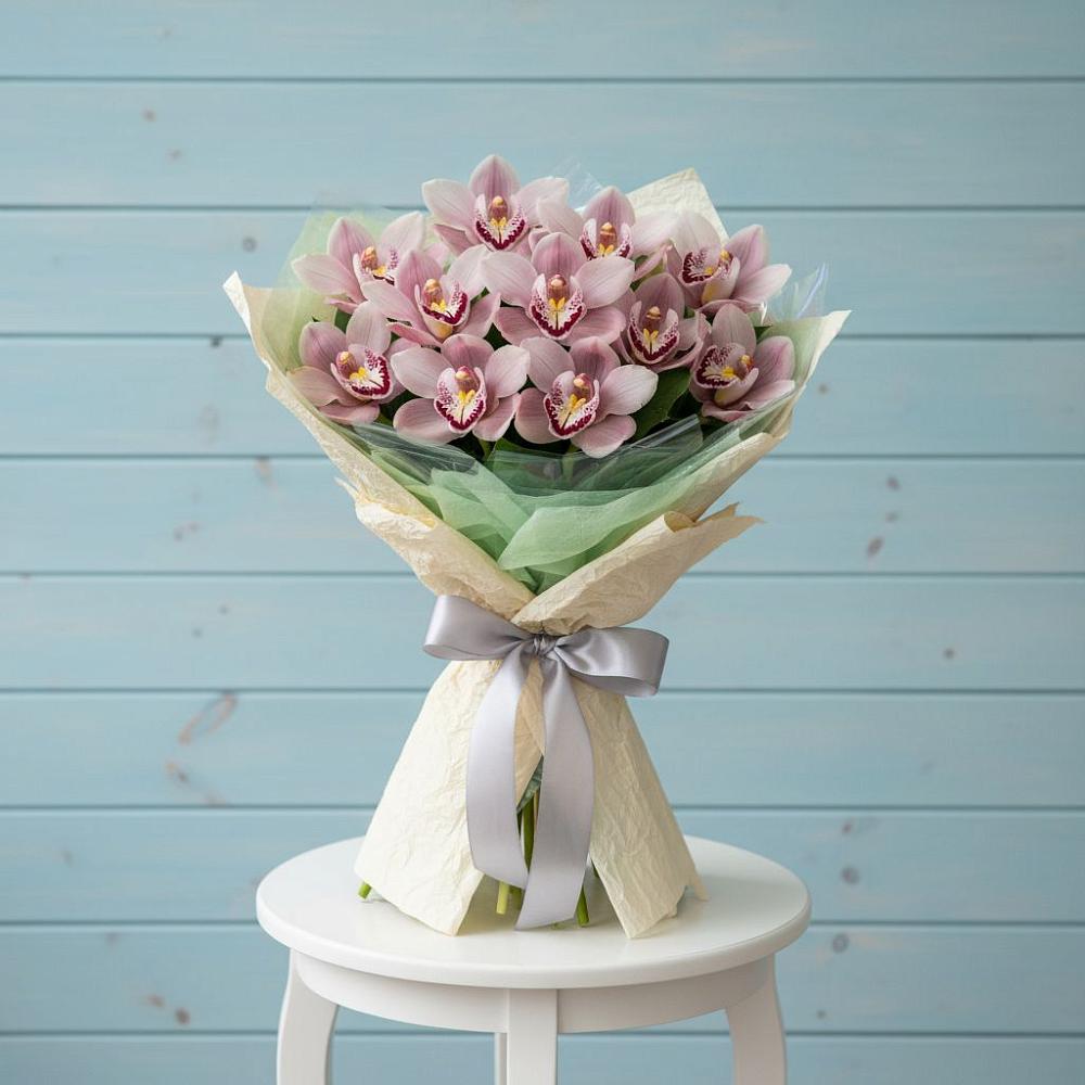 Букет цветов из: Орхидеи и Розы в Будённовской