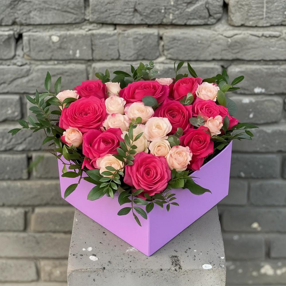 Цветочная композиция из Розы в коробке в Будённовской