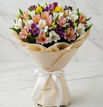 Букет цветов из:  Альстромерии в Будённовской