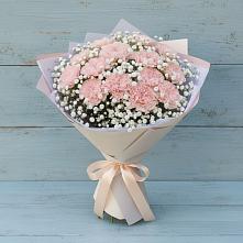 Букет цветов из:  Гвоздики в Будённовской