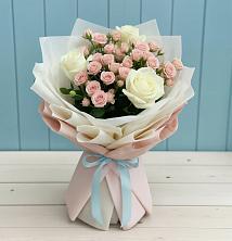 Букет цветов из:  Розы в Будённовской