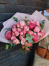 Букет цветов из:  Розы в Будённовской