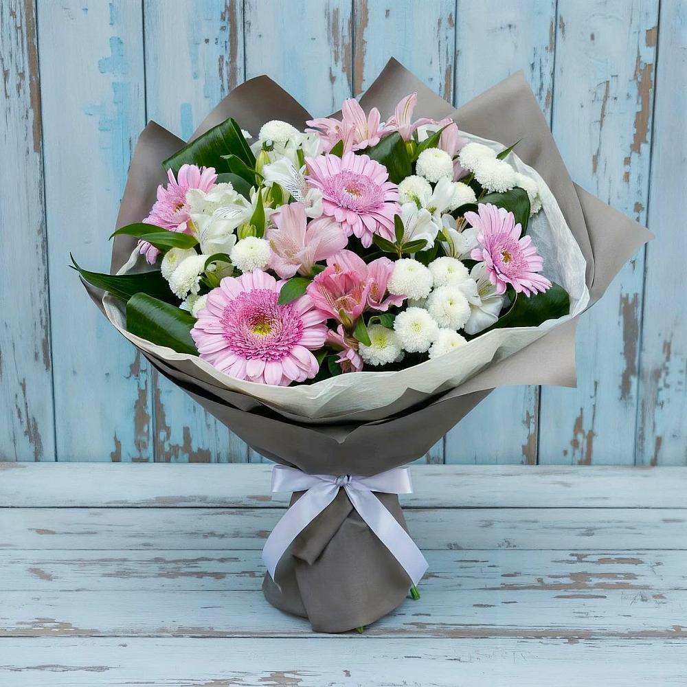 Букет цветов из: Герберы, Альстромерии и Хризантемы в Будённовской