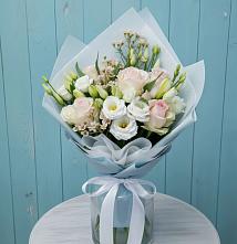 Букет цветов из:  Розы и Лизиантусы #REPLACE_PRED# Будённовской