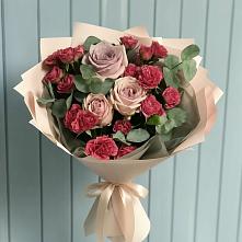 Букет цветов из:  Гвоздики и Розы в Будённовской