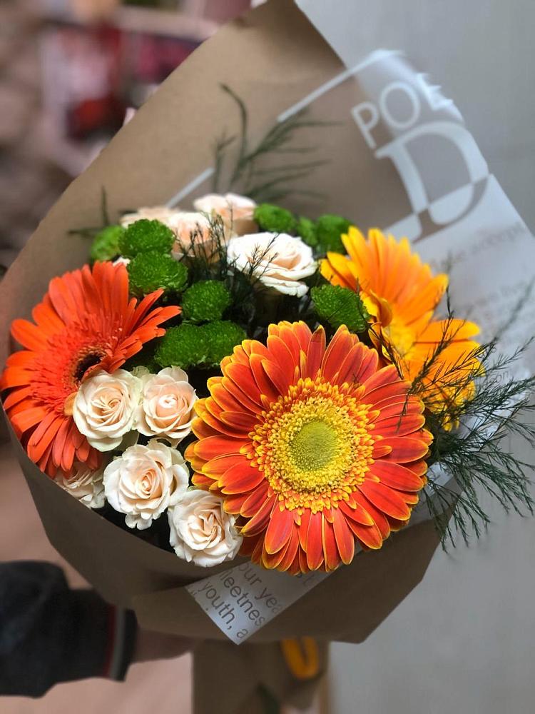 Букет цветов из: Герберы, Хризантемы и Розы в Будённовской