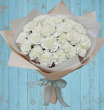 Букет цветов из:  Гвоздики в Будённовской
