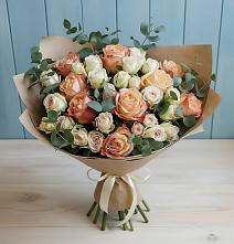 Букет цветов из:  Альстромерии и Розы в Будённовской