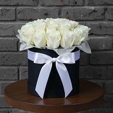 Цветочная композиция из Розы в шляпной коробке в Будённовской