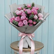 Букет цветов из:  Розы в Будённовской